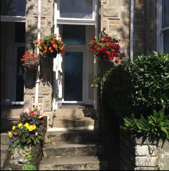 Bright 2 Bedroom Apartment Near Seafront Central Penzance Eksteriør billede